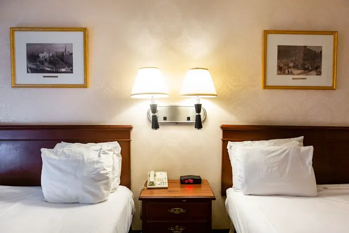 Airway Inn at LaGuardia Picture 7