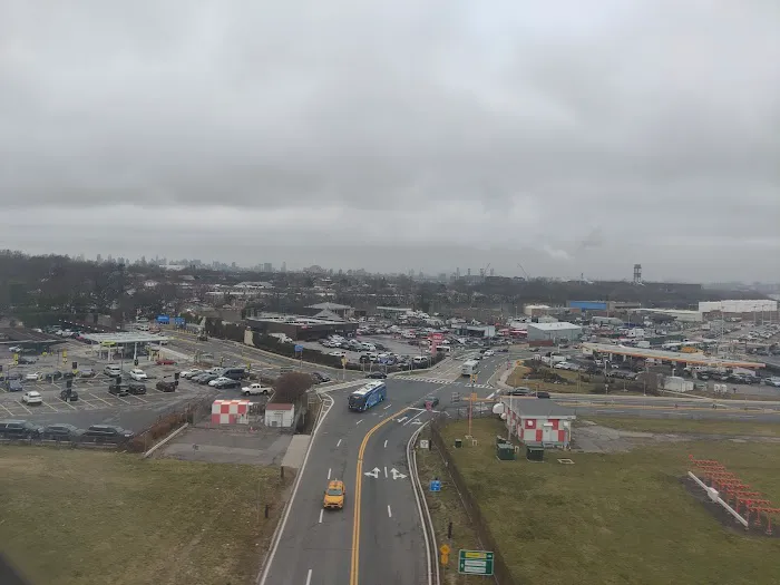 LaGuardia Landing Lights Picture 1