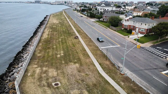 Jamaica Bay Shoreline Park Picture 3