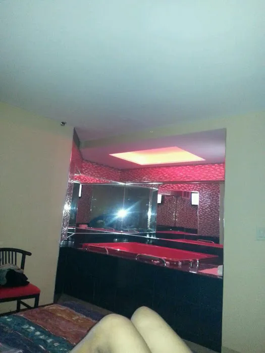 Oasis Motel Picture 1