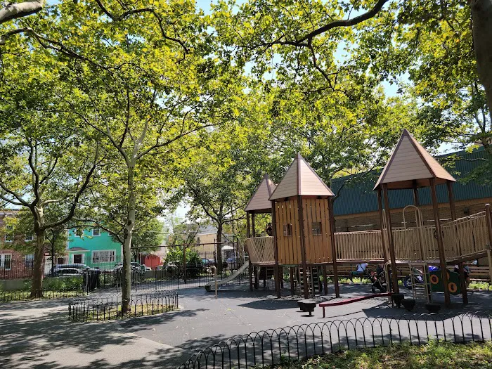 Sperandeo Brothers Playground Picture 7