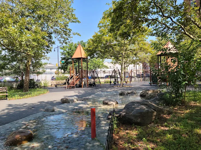 Sperandeo Brothers Playground Picture 3