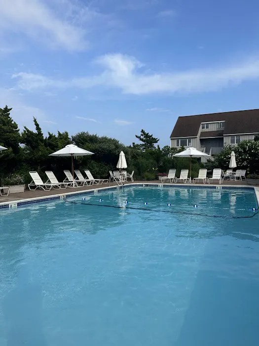 Windward Shores Ocean Resort Picture 5
