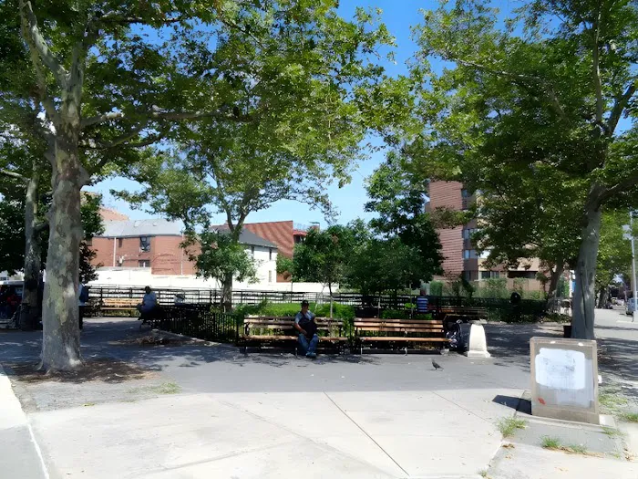 Crosson Park Picture 2
