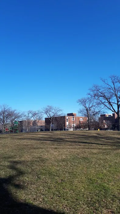 Travers Park Picture 5
