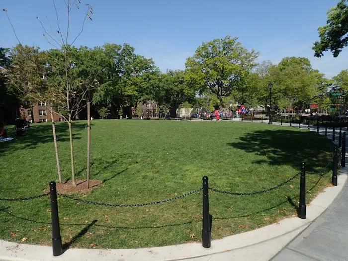 Travers Park Picture 1