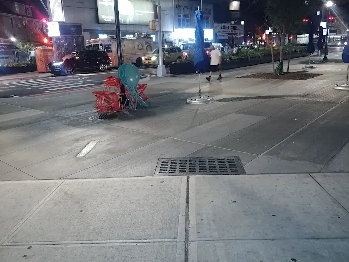 Sit Place Picture 3
