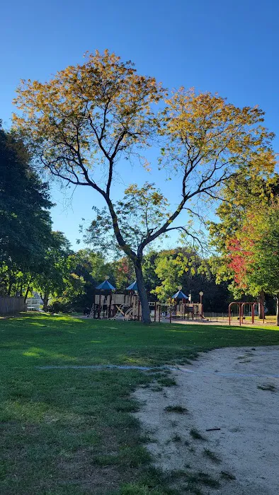 Kardash Park Picture 3