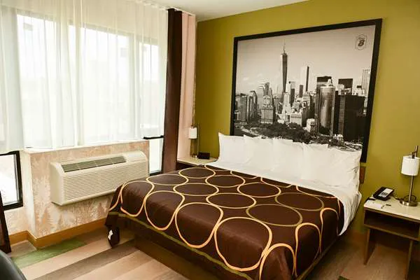 Super 8 by Wyndham Bronx Near Botanical Garden Picture 5