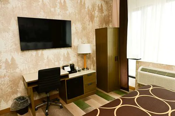 Super 8 by Wyndham Bronx Near Botanical Garden Picture 8