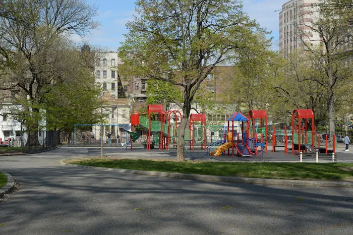 Claremont Park Picture 9