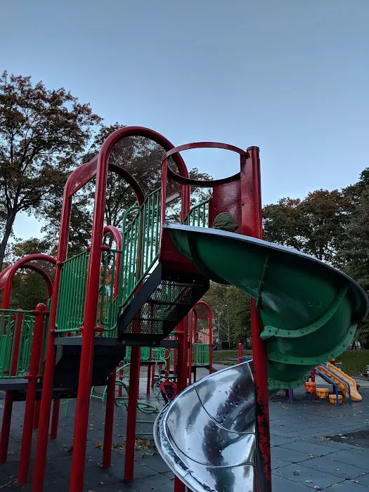 Claremont Park Picture 4