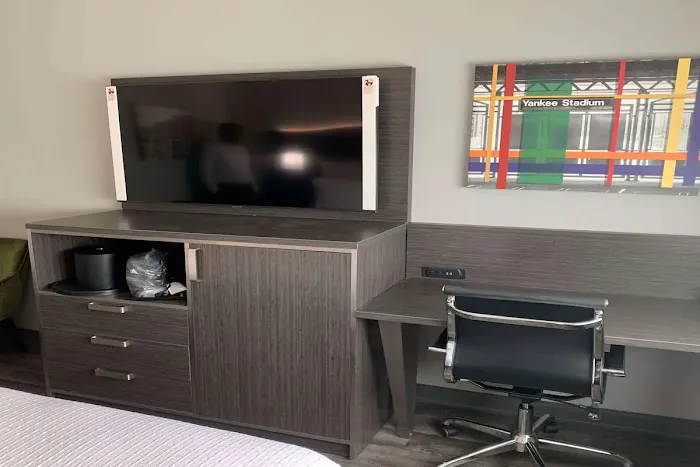Best Western Plus City Line Hotel Picture 2