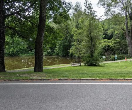 Audrey Hochberg Pond Preserve