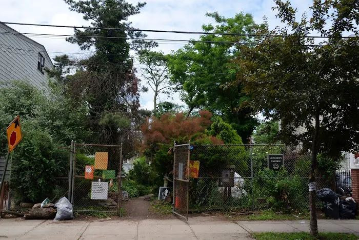 Gregory's Garden (East New York 4 Garden Inc) Picture 2
