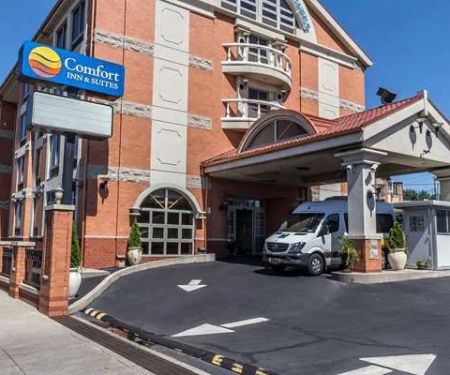 Comfort Inn & Suites LaGuardia Airport