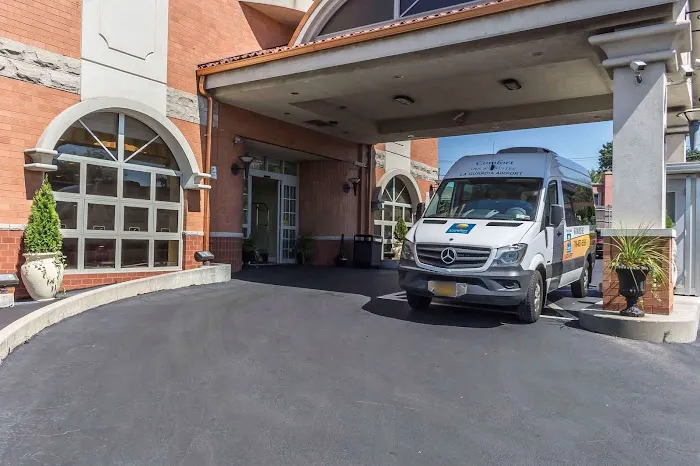 Comfort Inn & Suites LaGuardia Airport Picture 6