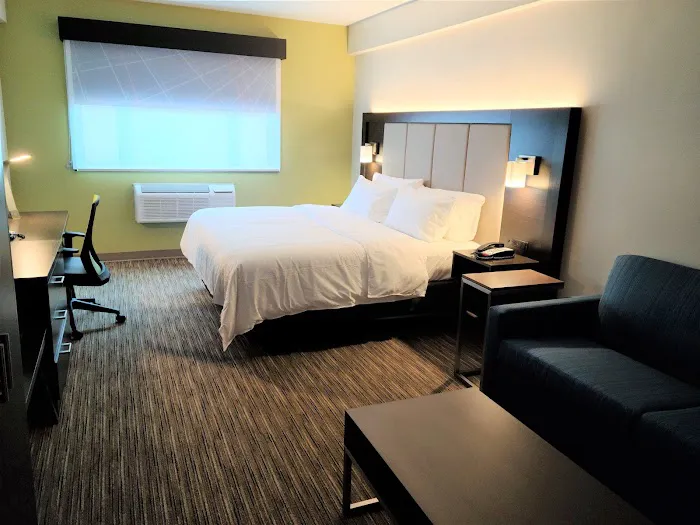 Holiday Inn Express Queens - Maspeth by IHG Picture 5