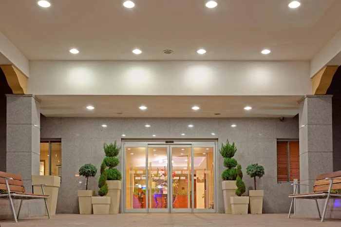 Holiday Inn Express Queens - Maspeth by IHG Picture 9