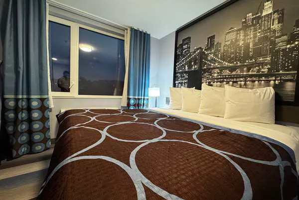 Super 8 by Wyndham Brooklyn Fulton Street Picture 1