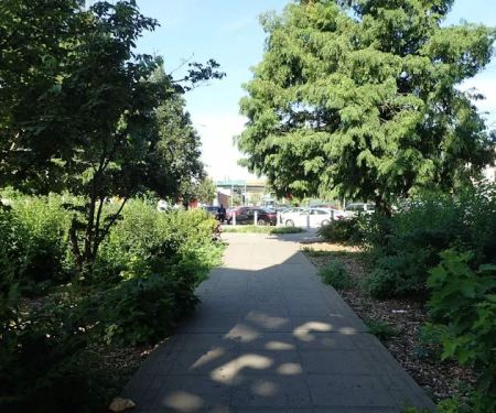 Jewel Square