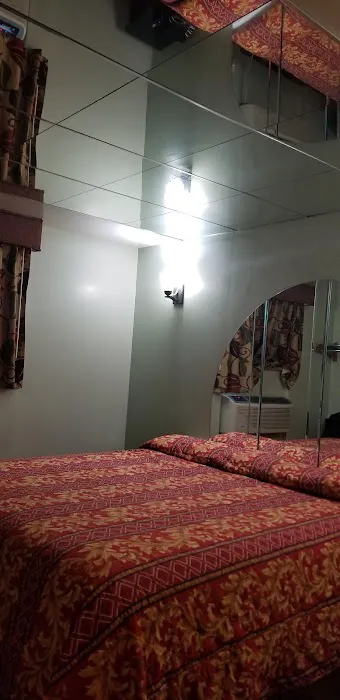 Woodside Motel Picture 9