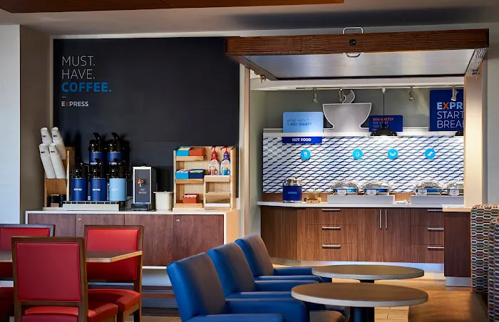 Holiday Inn Express & Suites Woodside LaGuardia Airport by IHG Picture 6