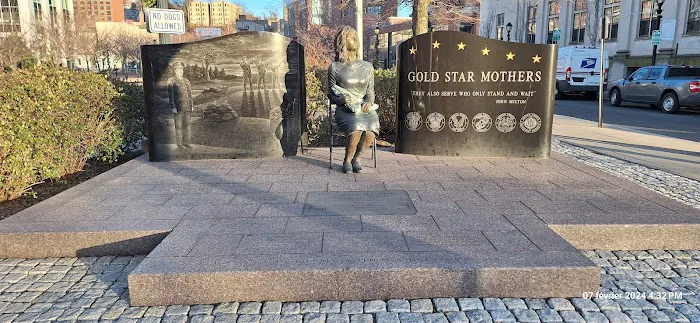Gold Star Mothers Memorial Picture 3