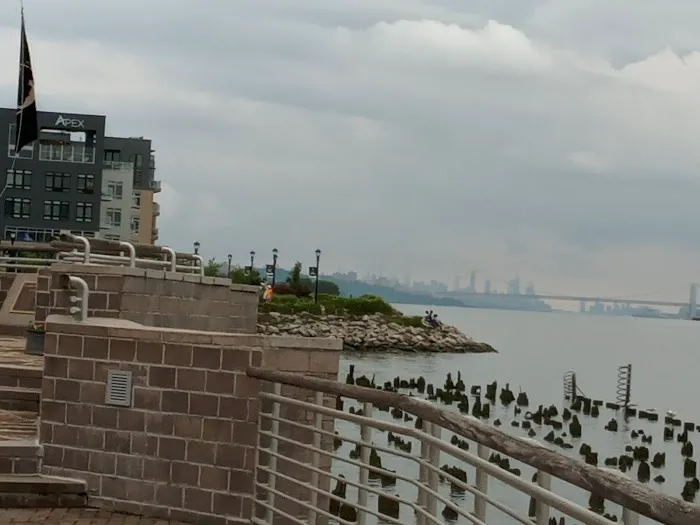 9/11 Blue Star Memorial On The Hudson Picture 5