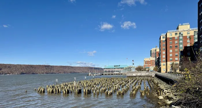 9/11 Blue Star Memorial On The Hudson Picture 1