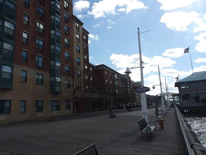 Esplanade Park Picture 2