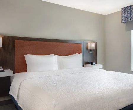 Hampton Inn & Suites Yonkers
