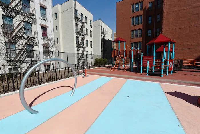 Mount Hope Playground Picture 2