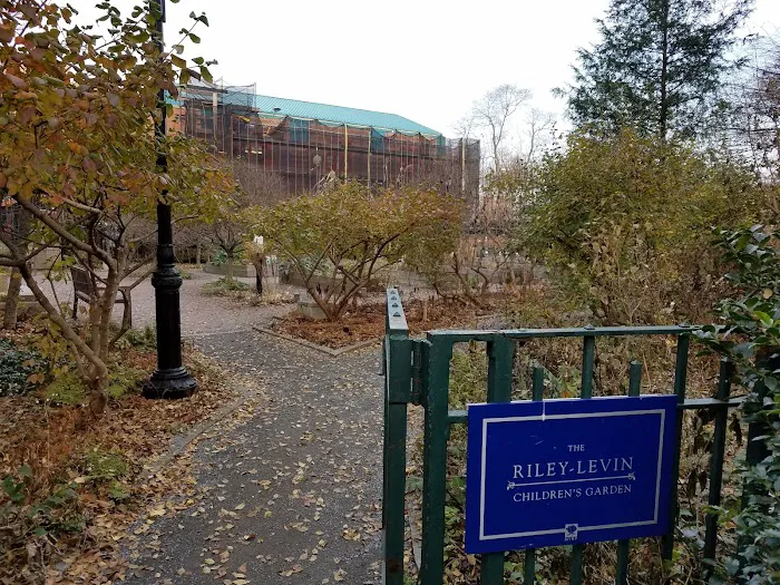 Riley-Levin Children's Garden Picture 1