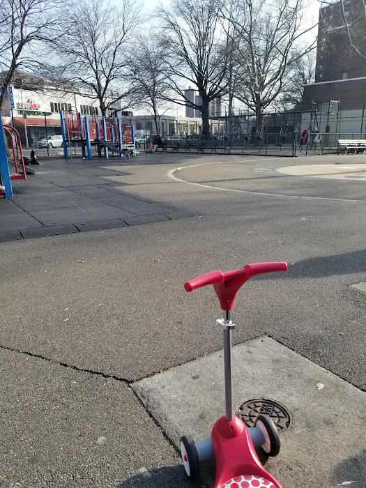 Monsignor Kett Playground Picture 8