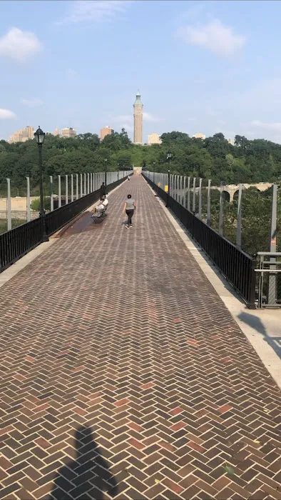Harlem River Drive Greenway Picture 10