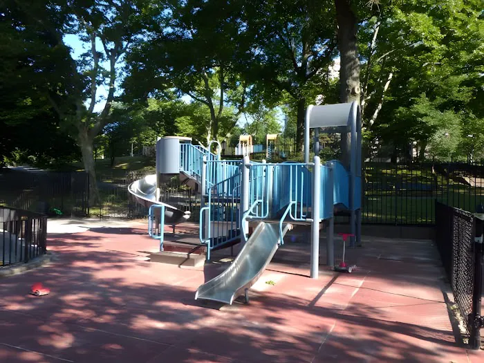 Paul's Playground Picture 7