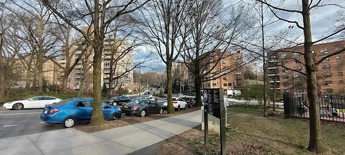 Paul's Playground Picture 4