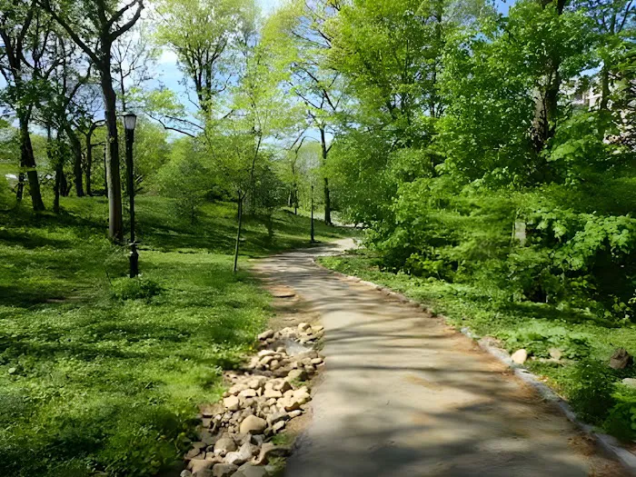 Henry Hudson Park Picture 8