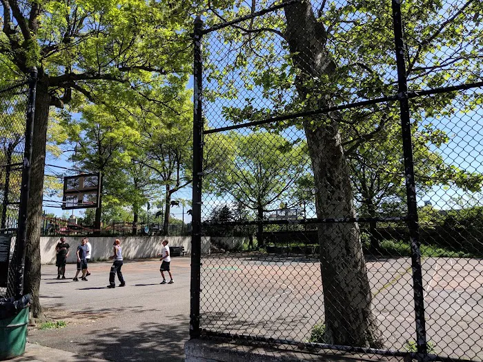 Pulaski Park Picture 3