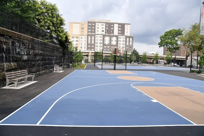 Pulaski Park Picture 1