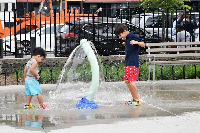 Pulaski Park Picture 6
