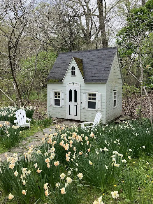 The White Garden Picture 1