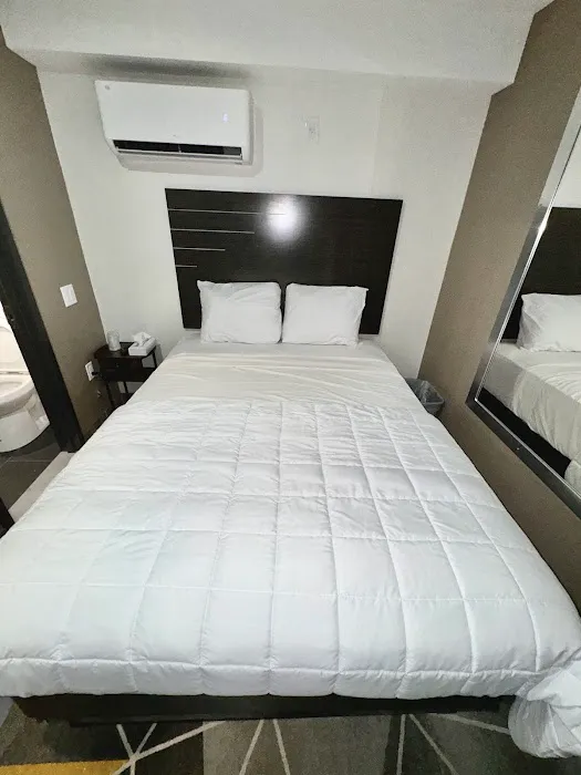 Diamond suites Picture 2