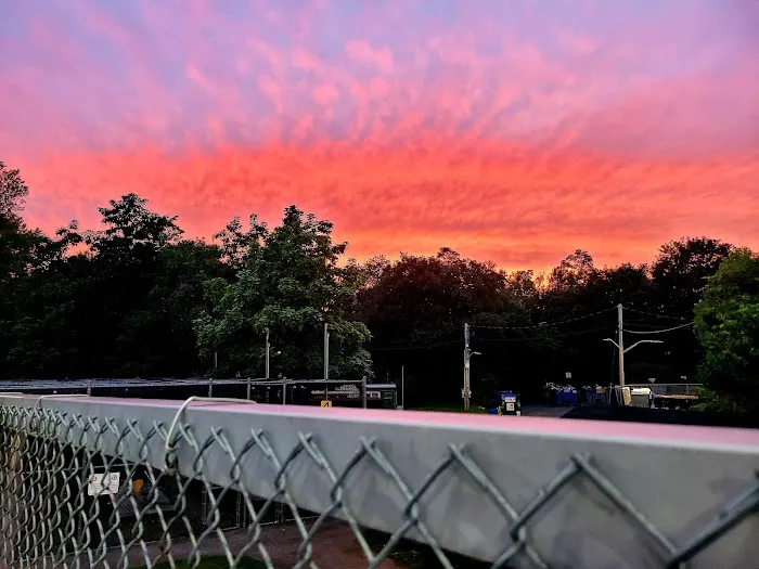Gillie Park Picture 6