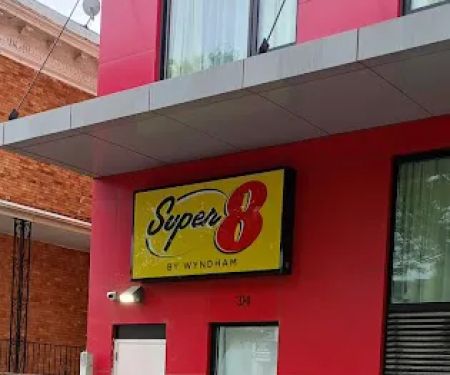 Super 8 by Wyndham Brooklyn Pennsylvania Ave