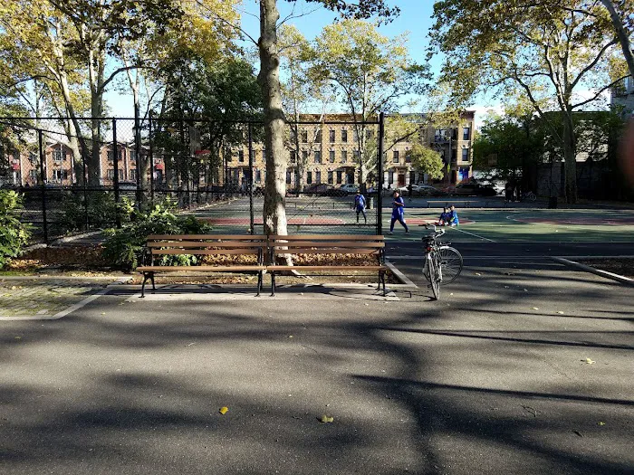 Bushwick Playground Picture 10