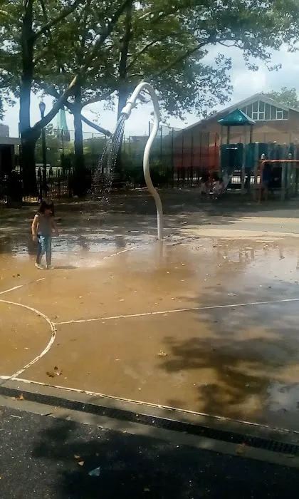 Bushwick Playground Picture 4