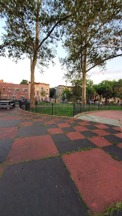 Irving Square Park Picture 5