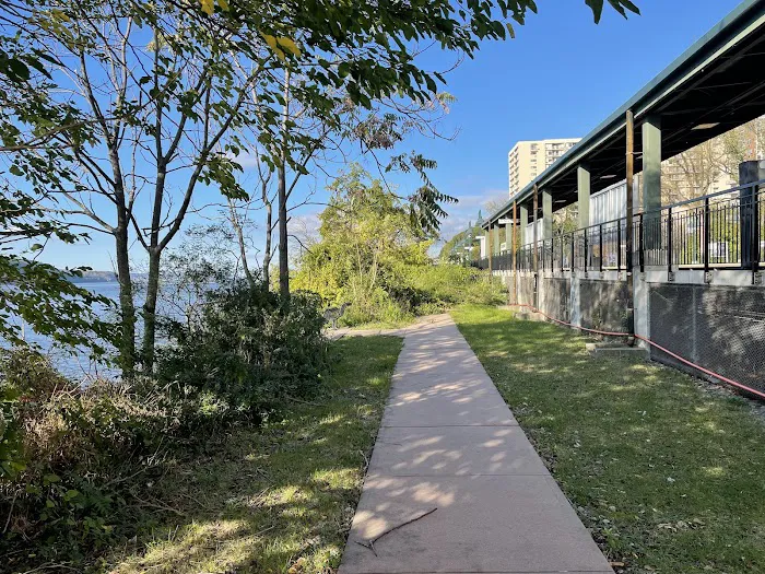Yonkers Riverfront Promenade Picture 6
